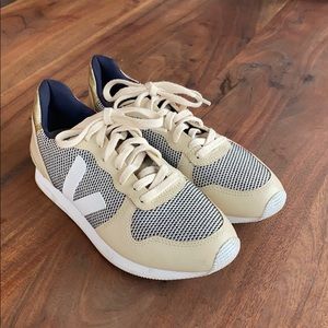 Veja Sneakers - size 8